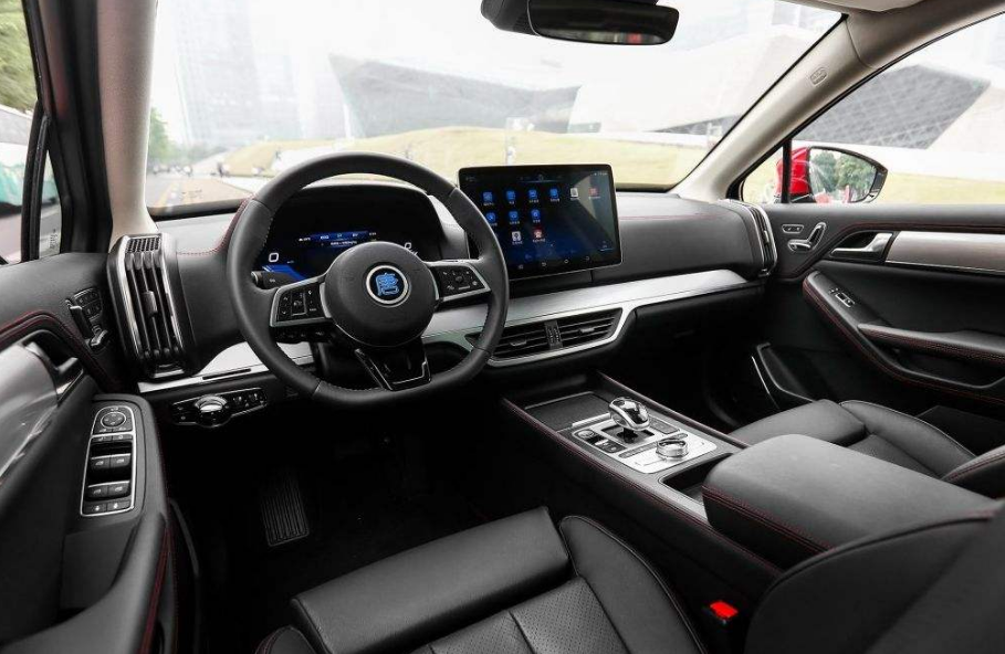 预算25万考虑七座SUV，汉兰达与唐DM怎么选？懂车