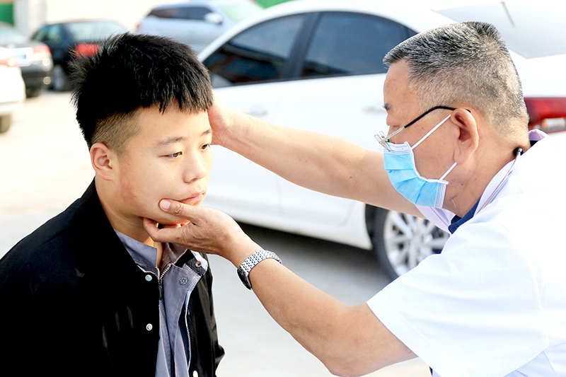 关爱学生健康，郑州北方职业学院学生健康体检有序进行