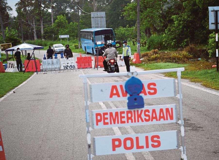 疫情暴发以来 马来西亚共有137名警员和家属感染新冠病毒