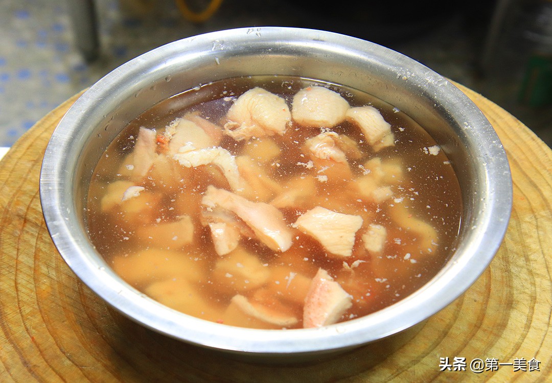 图片[3]-【啤酒鸭】做法步骤图 飘香四溢 味道鲜美-起舞食谱网