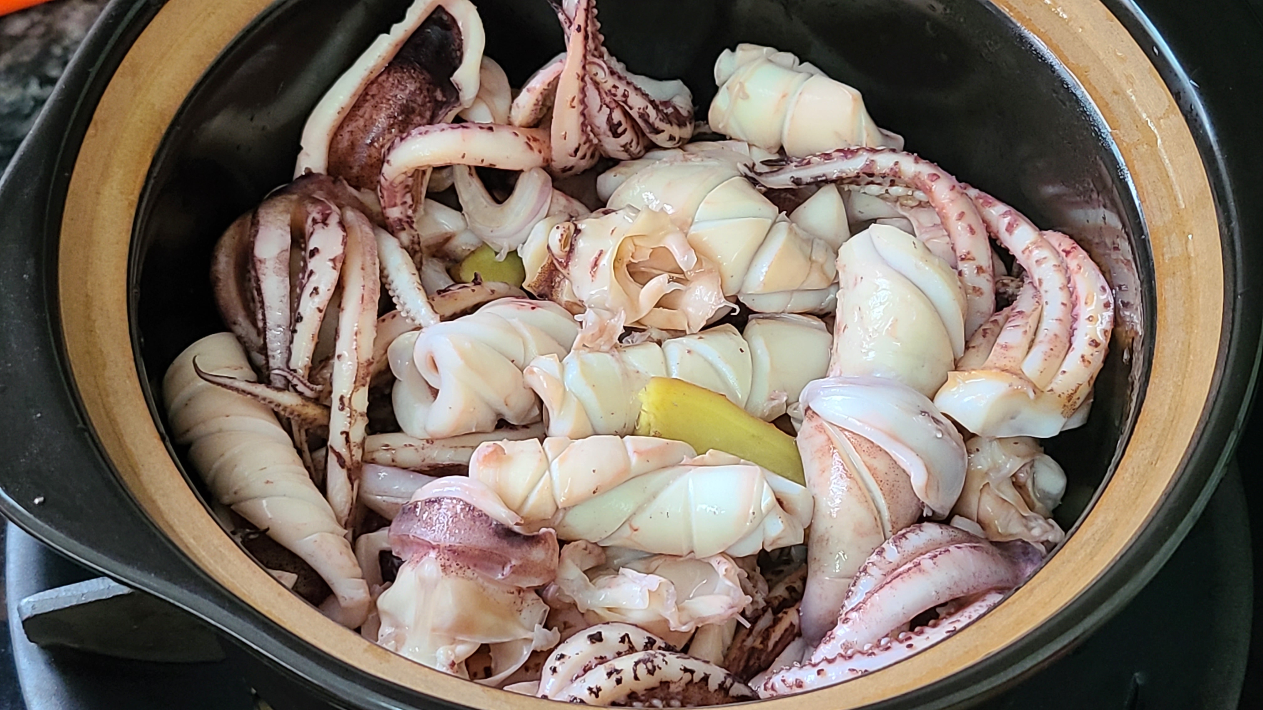 魷魚的家常做法，味道鮮美又好吃，出鍋香噴噴的看著就饞