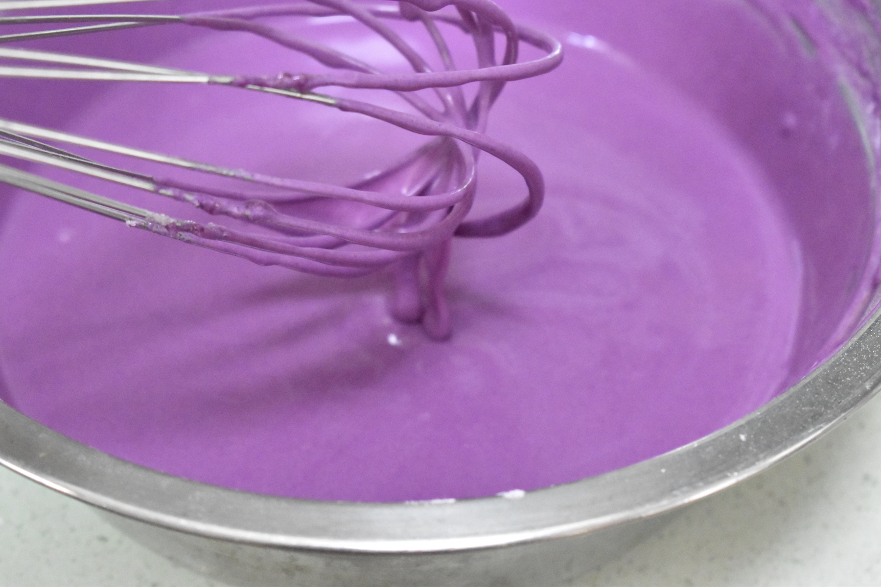 這糕點好看又好吃，攪拌幾下蒸一蒸，香甜軟糯，比蛋糕簡單