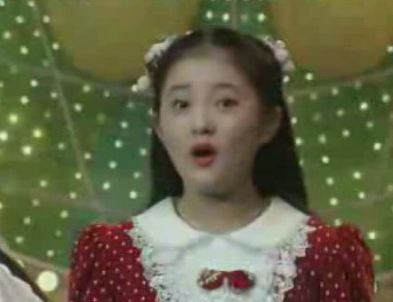 “婉君”金铭，9岁爆火，18岁上北大，41岁仍单身，她经历了啥？
