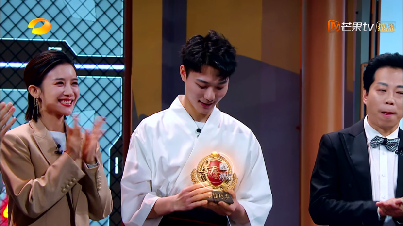 90后用翻糖折服杨颖：哪有天赋异禀，只不过是把