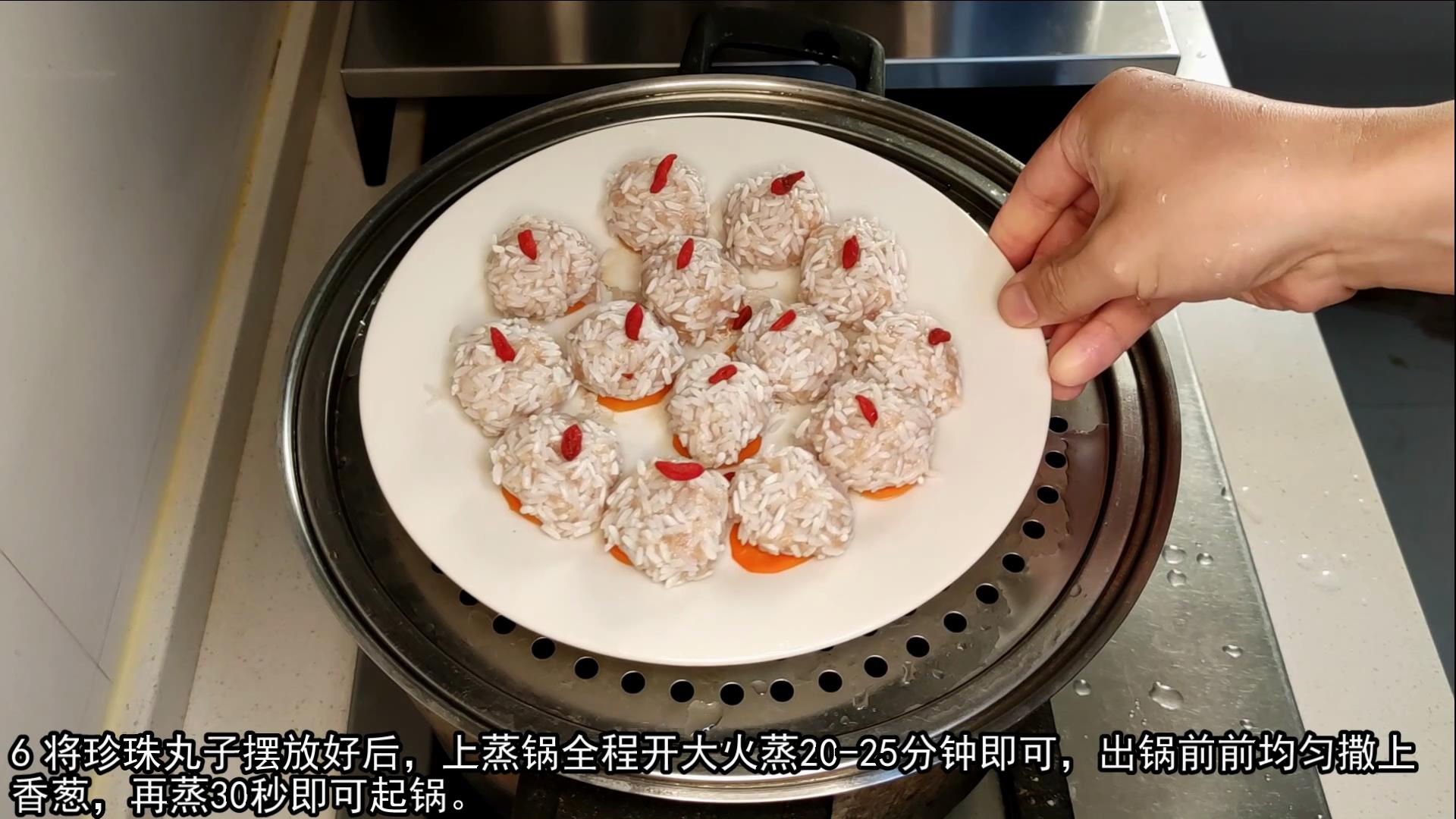 The means of pearl meatball tradition that 90 years old of grandmother became 70 years feeds capable person simple and delicious preserve one's health