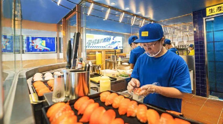 一再被唱衰！從高端走向平民化，壽司該如何突圍