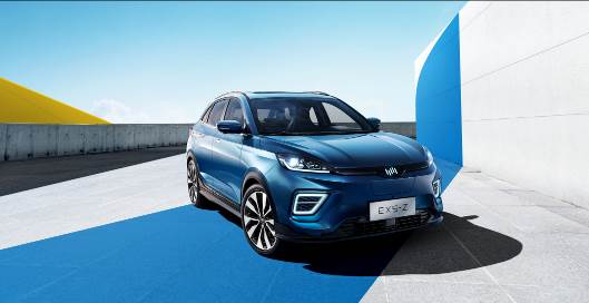 威马智能SUV EX5-Z上市，补贴后14.98万元起，送三年