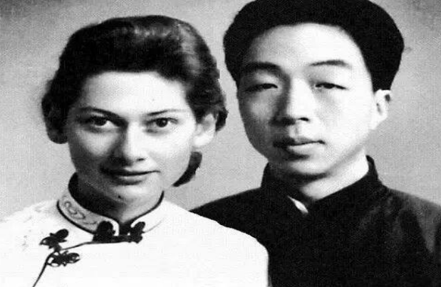 英国女孩不顾反对嫁给中国人，母亲预言：你们