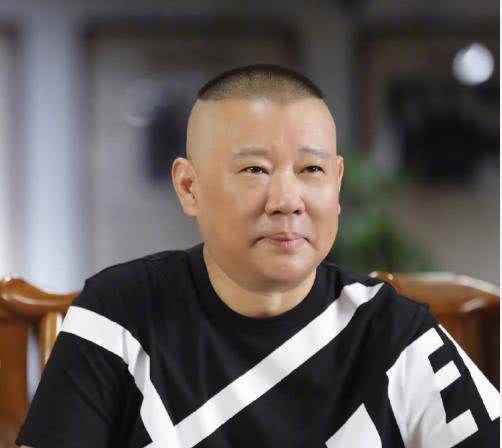 当年郭德纲被告上法庭是怎么回事？告他的汪洋