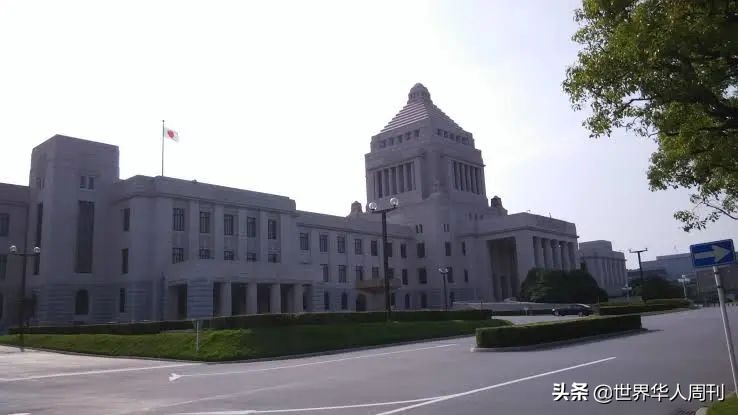 日本首相儿子丑闻持续发酵，日本网友：“这个国家腐败透顶！”