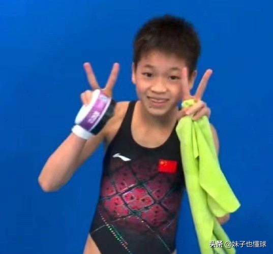 性格决定命运！揭秘全红婵国家队生活，被尊称红姐，签名在正中间