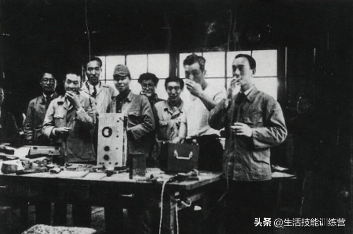 30個(gè)商業(yè)巨頭公司初創(chuàng)時(shí)的老照片，誰(shuí)還沒(méi)有青澀的時(shí)候呢？