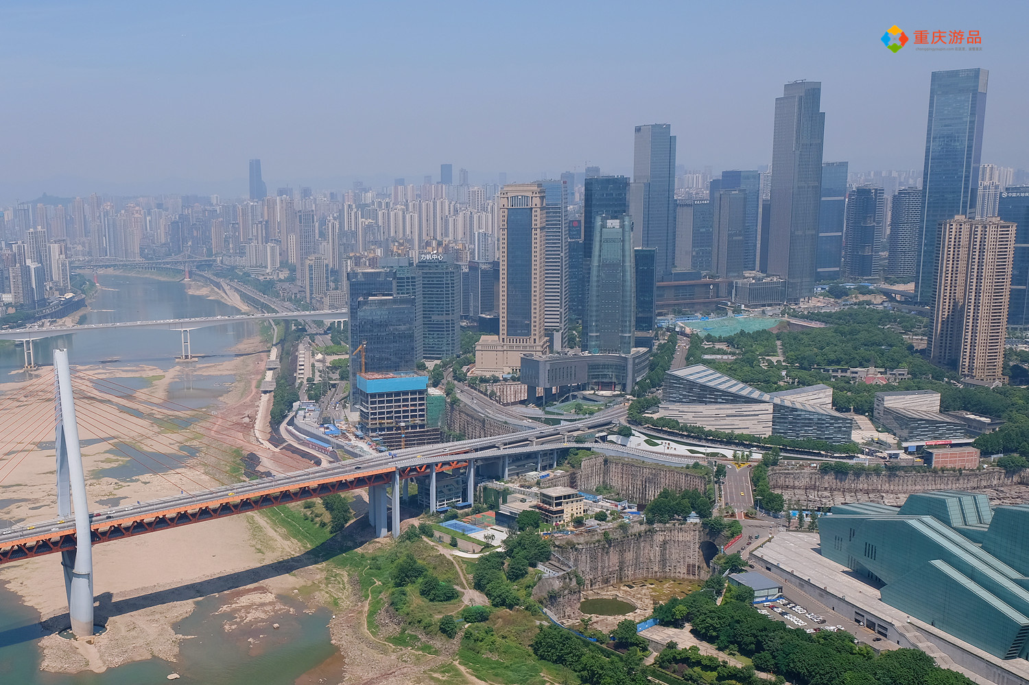 重庆冷知识：深居内陆却拥有超多高楼，山城已是密度第一城市