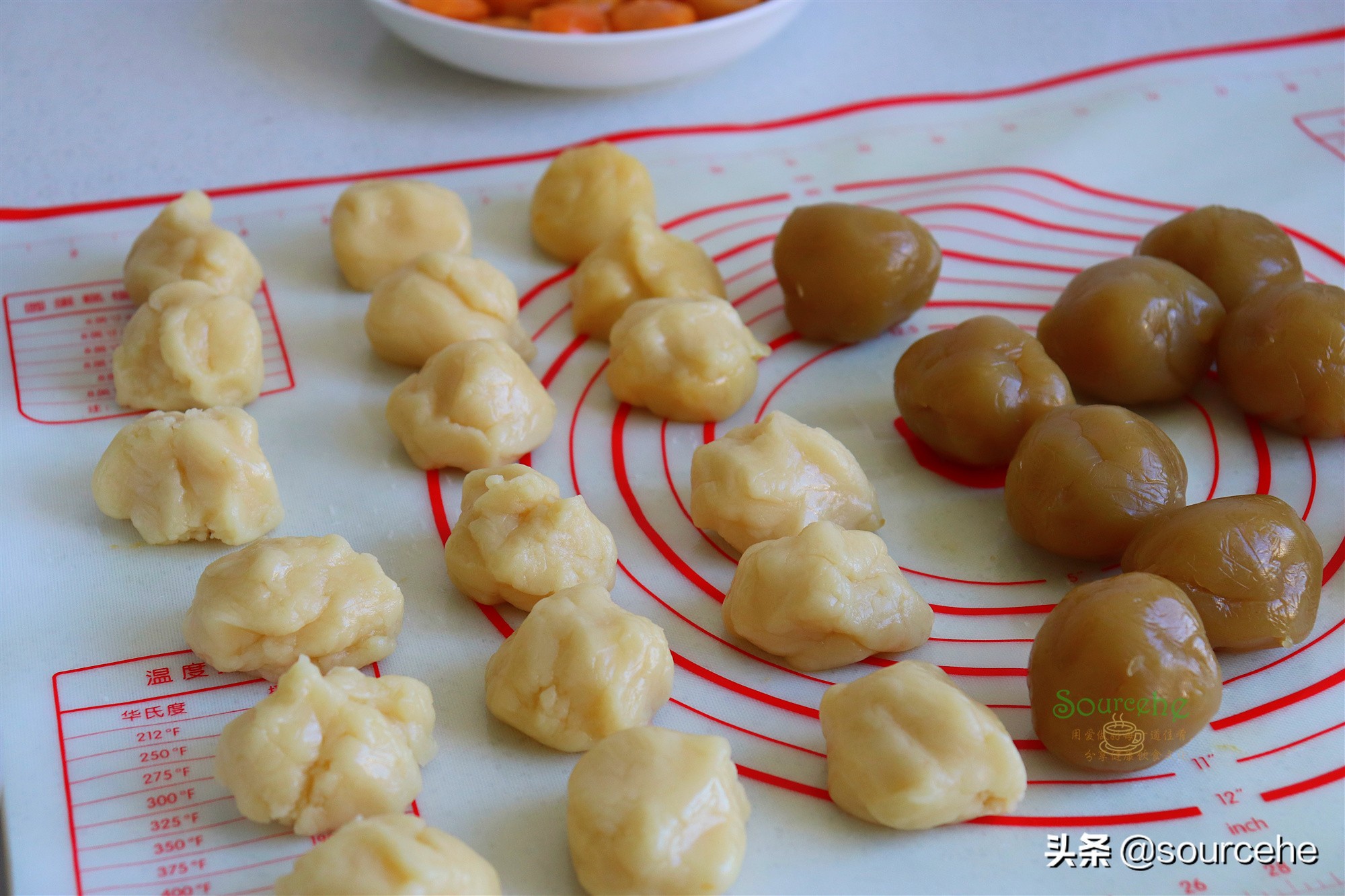 广式莲蓉蛋黄月饼，掌握3个技巧，色泽金黄，皮薄香润，回油快