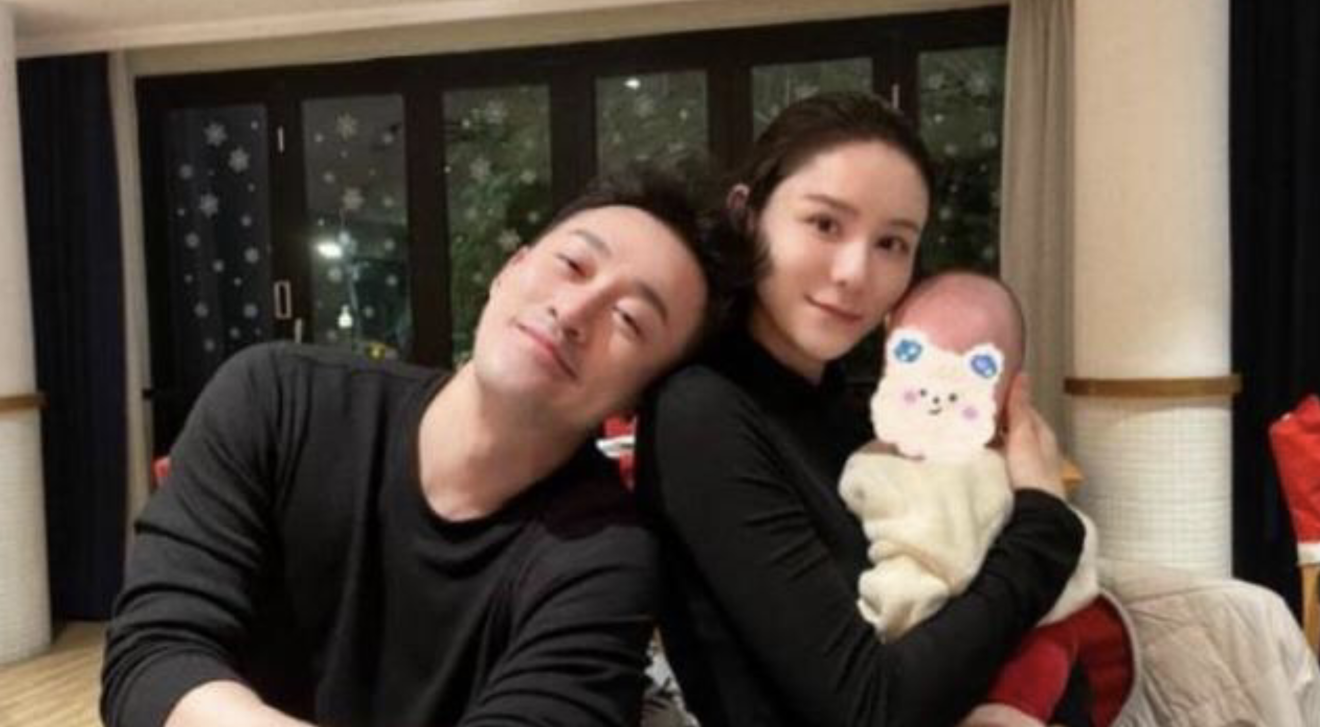 张馨月晒全家福遭恶评，女儿被诅咒“早死早超生”，本尊霸气怒怼
