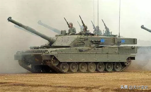 二战时意大利想投降英军精锐22装甲师，被拒绝后却把英军一举消灭