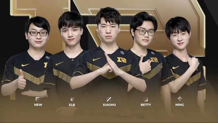 情商太高了!RNG两连胜后betty评价UZI,一番话让