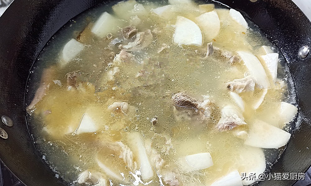 图片[12]-羊肉汤怎么炖才好喝？小猫教你这么做 做出来汤浓白 好喝无膻味-起舞食谱网