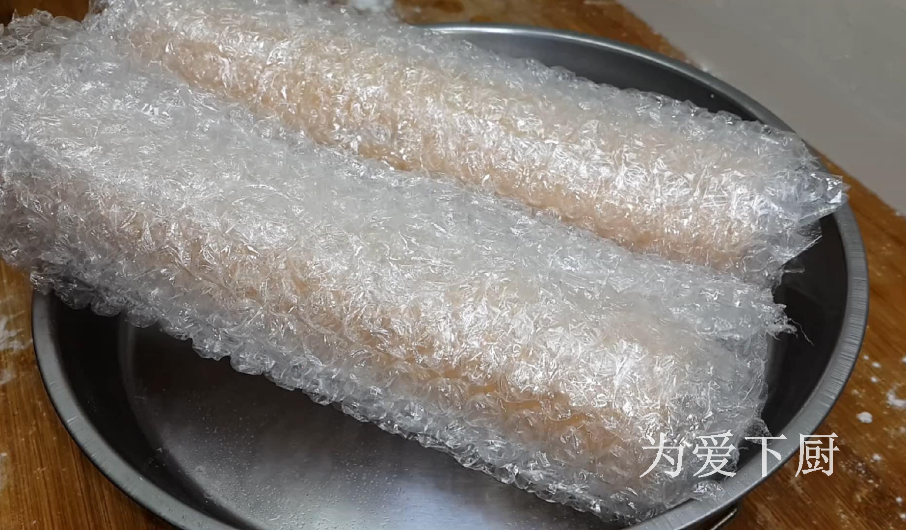 這零食的做法太好吃了，冰箱裡一放，比薯片還好吃，一口一個真香