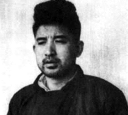 他是杀害江姐的凶手，建国后隐藏身份，竟变成