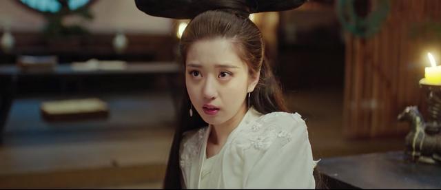 16岁成“苹果女孩”，21岁演聂小倩，这个星二代