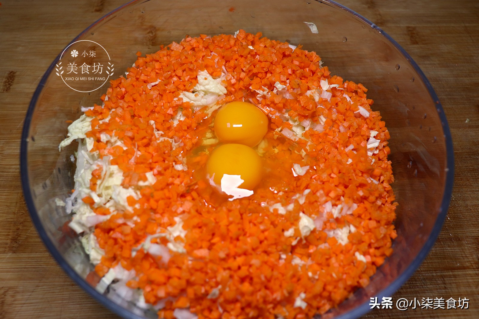 图片[5]-天冷白菜新吃法 加2个鸡蛋 不炒不炖不腌菜 上桌瞬间被扫光-起舞食谱网
