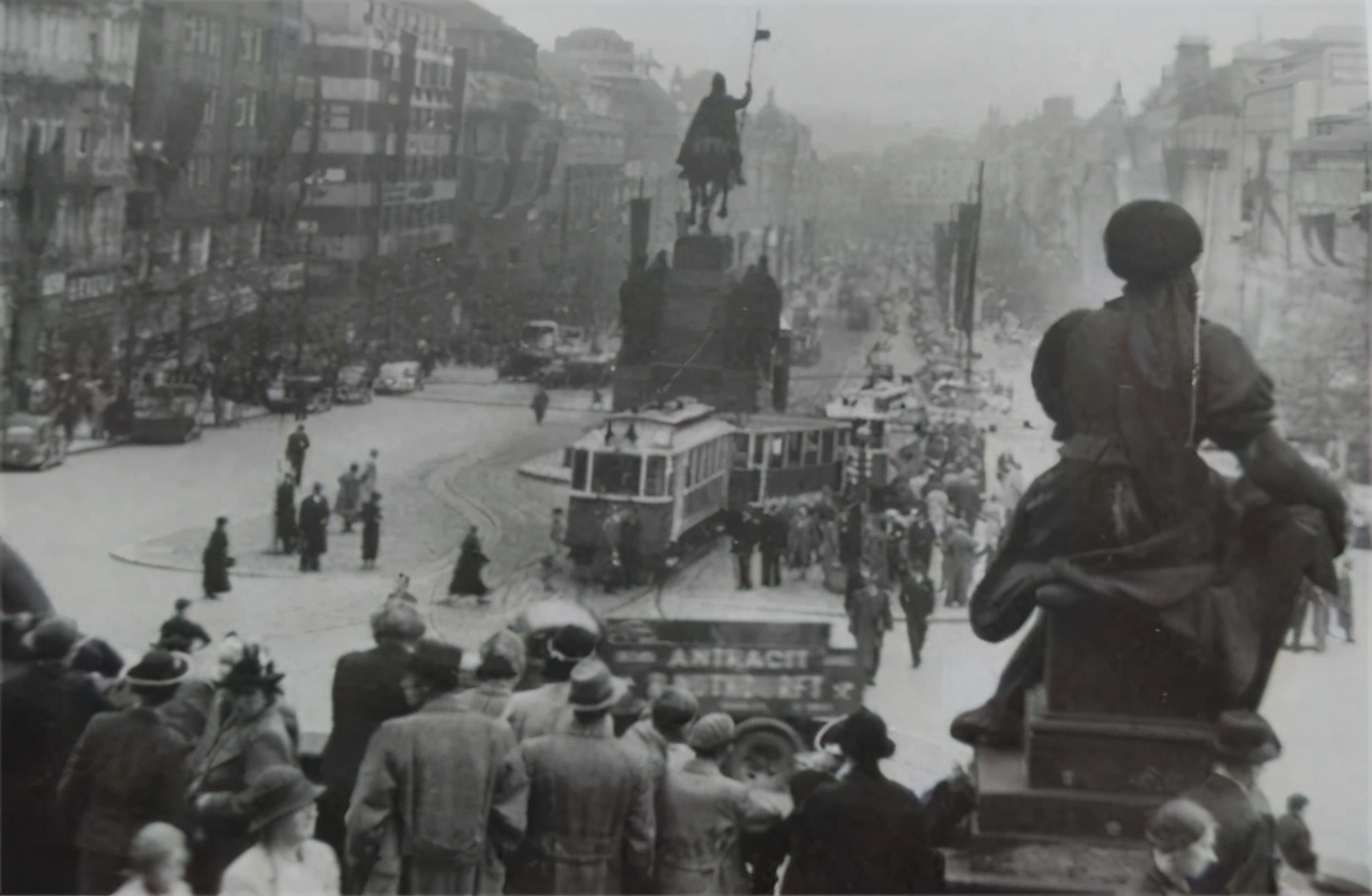 2008年俄格战争，格鲁吉亚为什么连几小时都抵挡