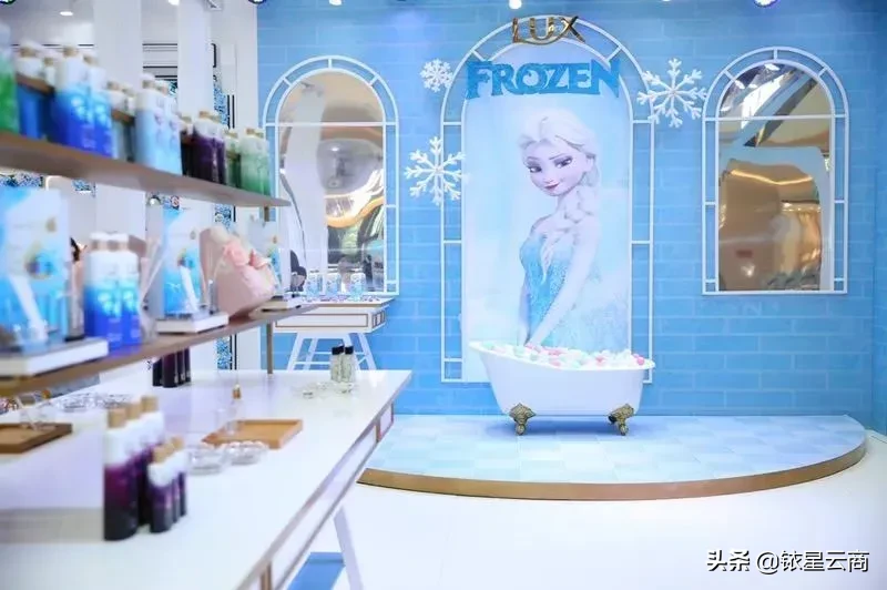 乘风破浪的不止姐姐们,还有千亿香氛市场的Dior、Tiffany & Co..