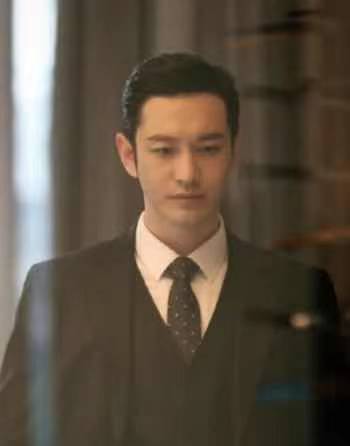 黄晓明暴瘦显疲惫！与杨颖同框全程无交流，为老婆掐点庆生无回应