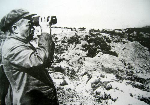 抗美援朝点将主帅，毛主席两次换人，彭德怀为