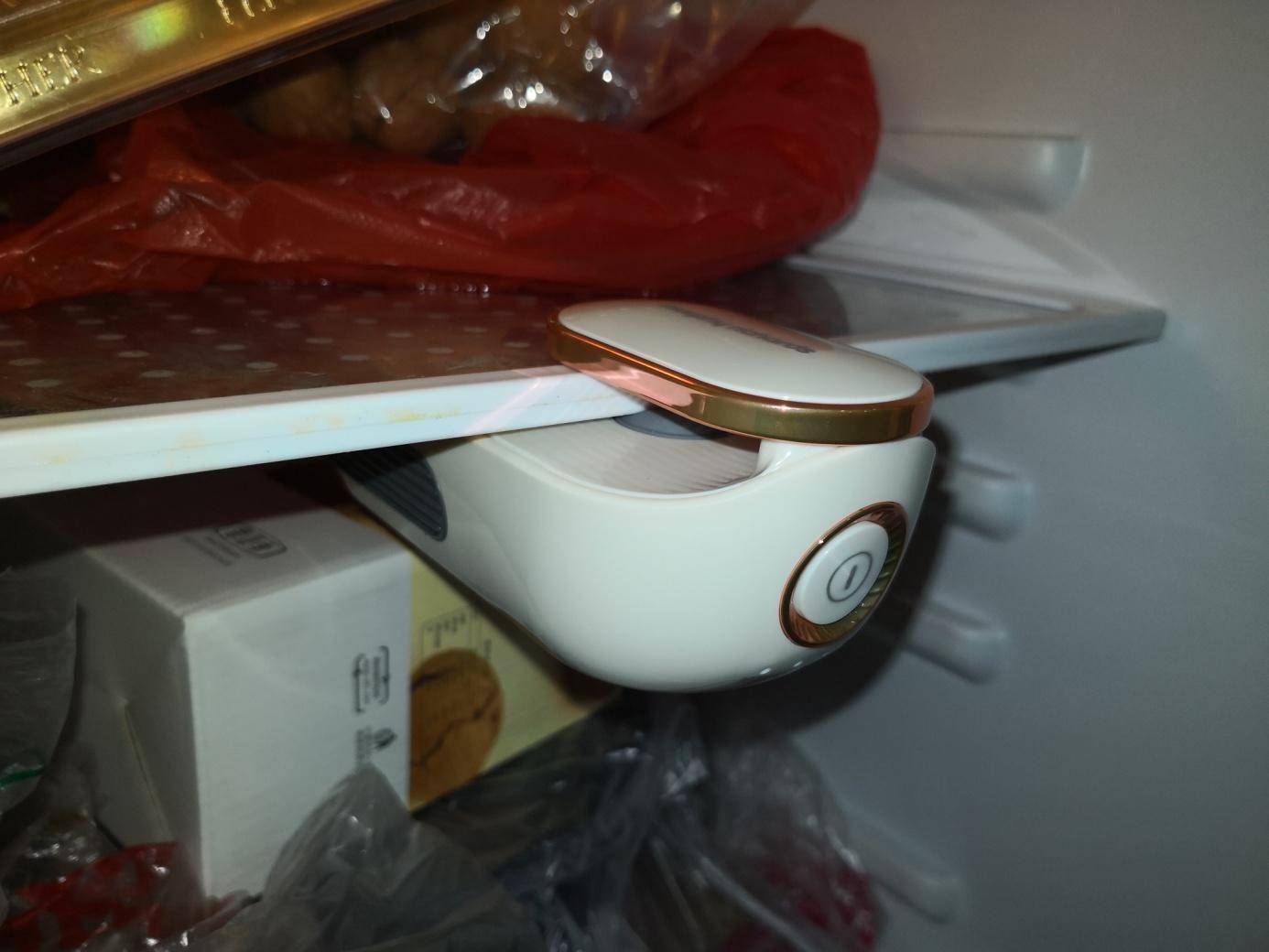 多效合一，清新保鲜-摩飞冰箱除味器评测