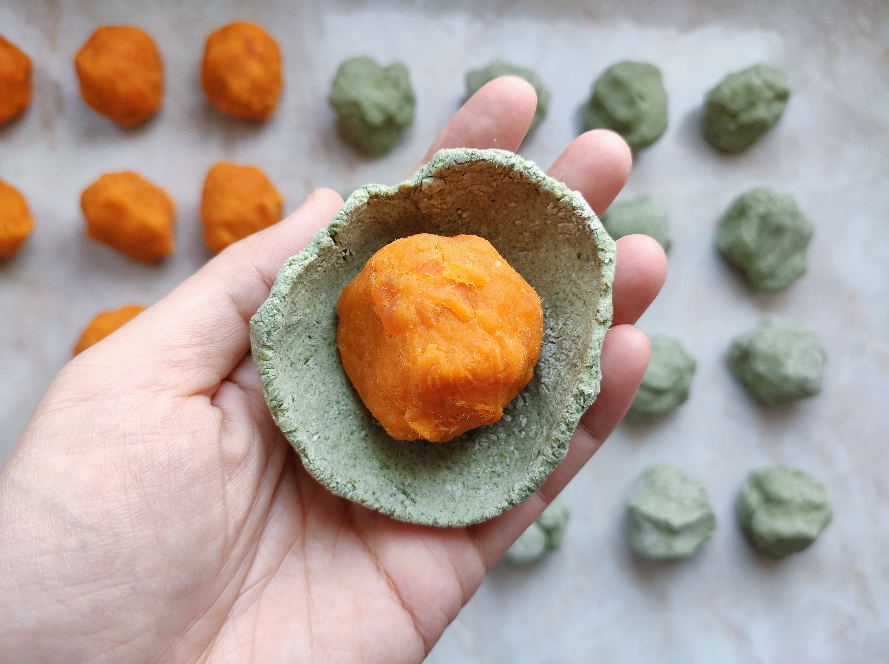 Spring should have black group namely, faint scent soft glutinous is not sweet be bored with, oneself can be done in the home, need not queue up to buy