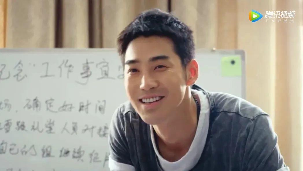 批评女明星发胖的时候，也请注意我国男星灾难