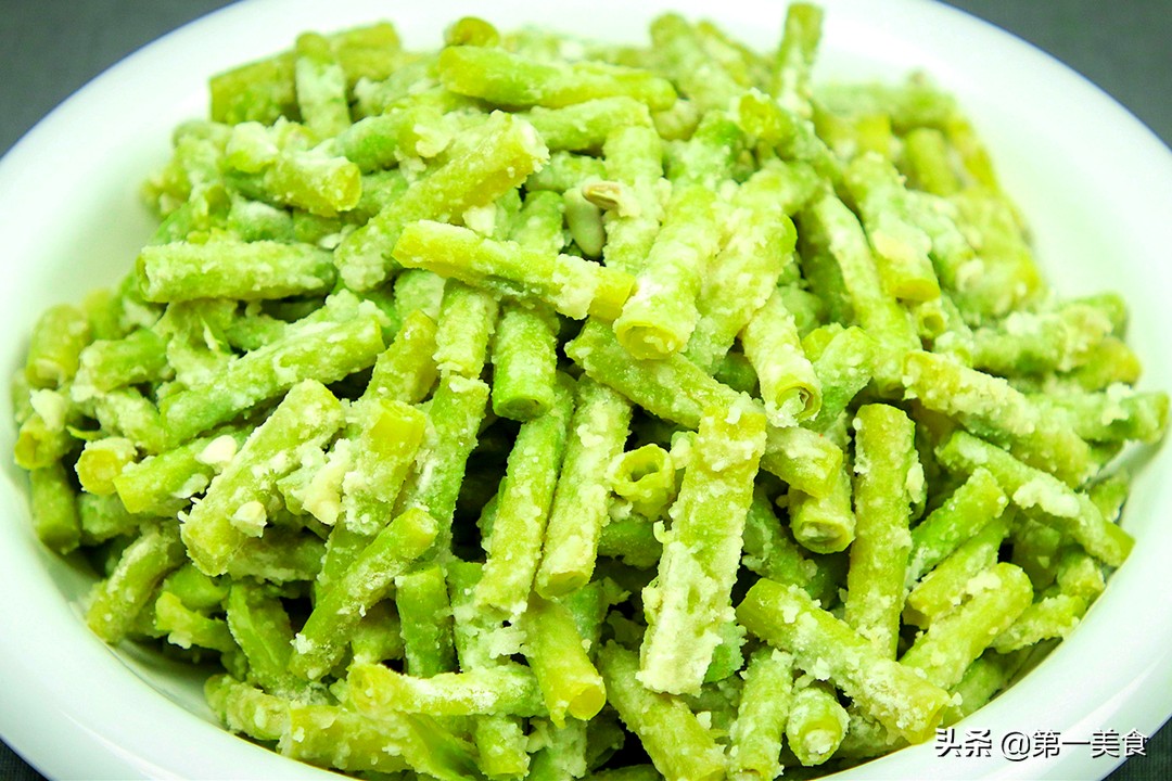 Hot weather, vegetarian dishes are more popular!  These 4 kinds of green beans are simple and easy to eat but they are not left at all