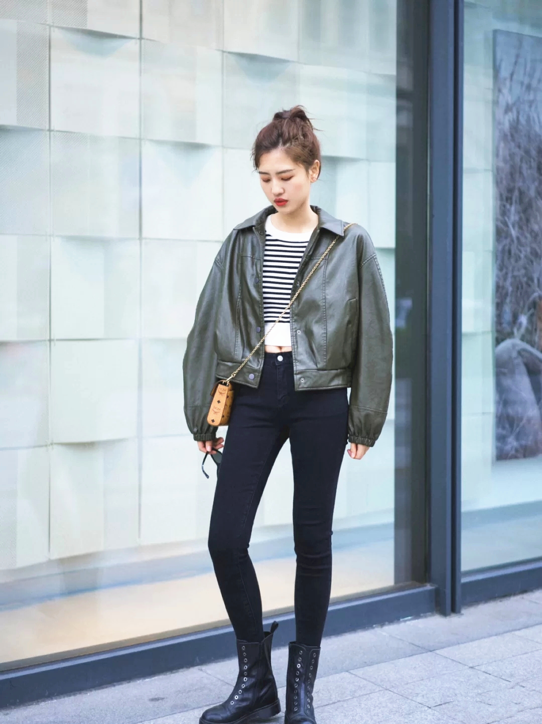 秋季"要你好看",马丁靴6招实用穿搭法,时尚girl请收好