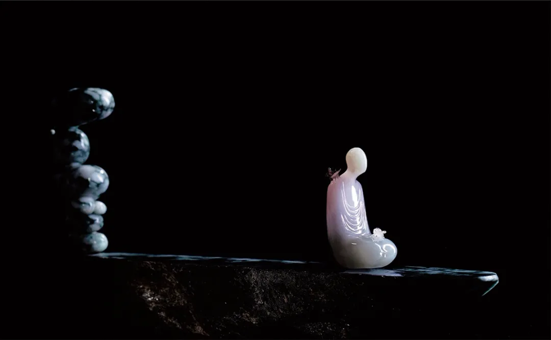 作品欣赏:禅意玉雕阐述着中式的禅佛意境,一种文人气质与自然艺术的