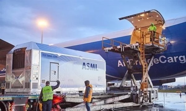 光刻机巨头ASML在无锡建厂，对中国光刻机生产和