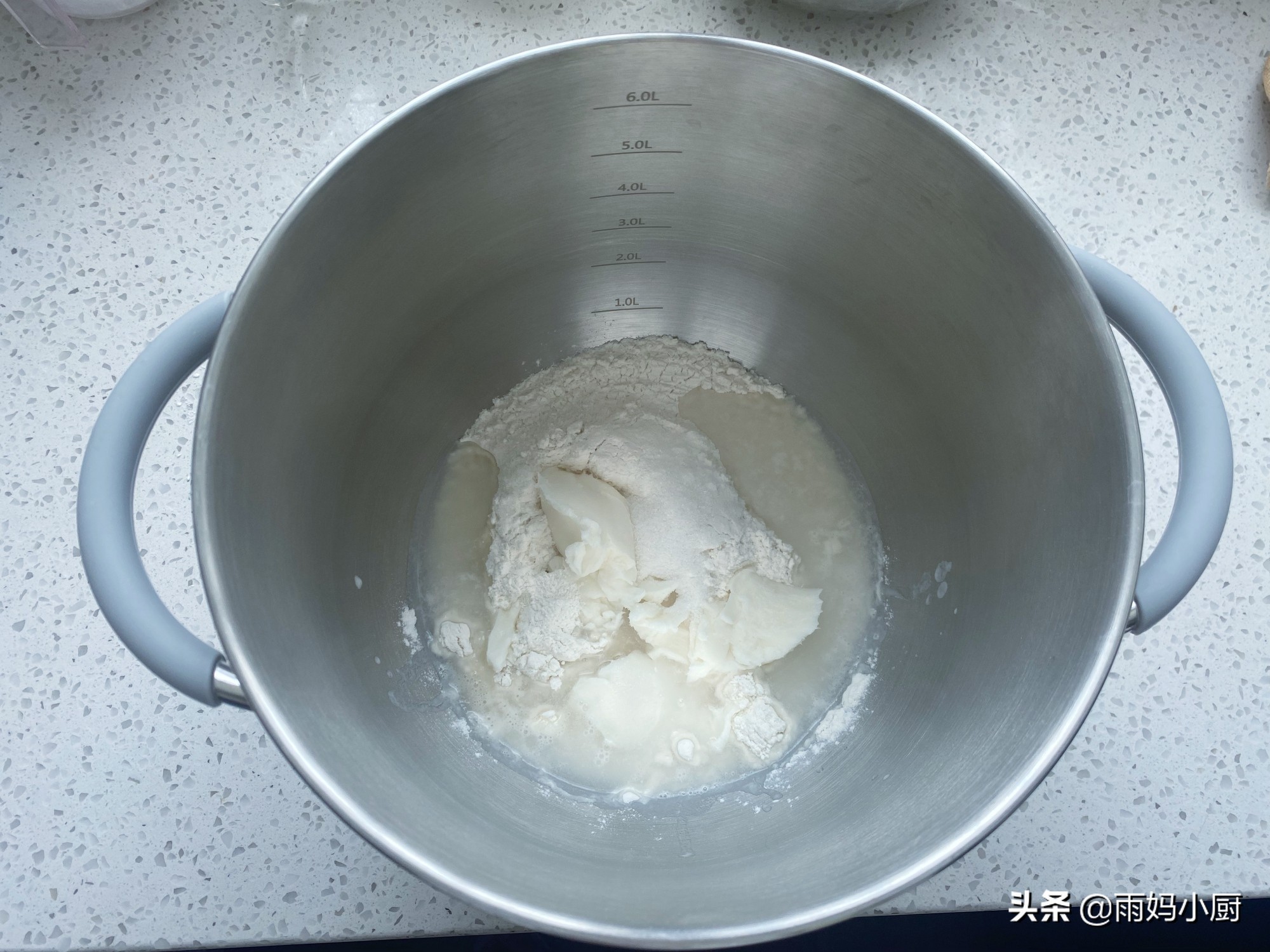 70岁老妈爱吃的绿豆饼，在家就能做，外酥里香又清甜，解暑必备