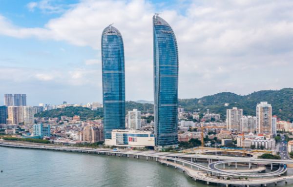 福建厦门：四线工资、一线房价的城市，当地人