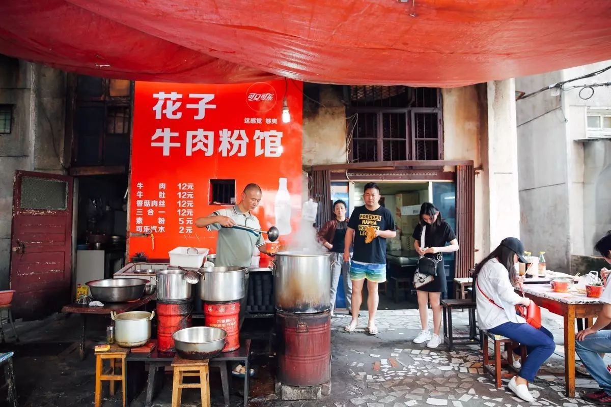 我用100张照片，告诉你武汉人是怎么过早的