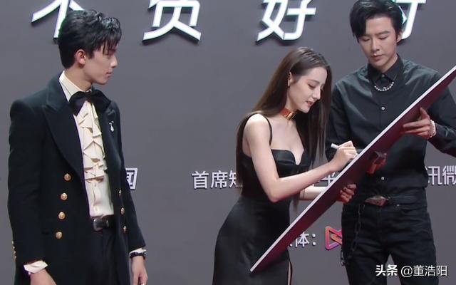 星光红毯众星造型：乔欣透视装抢镜，热巴大秀