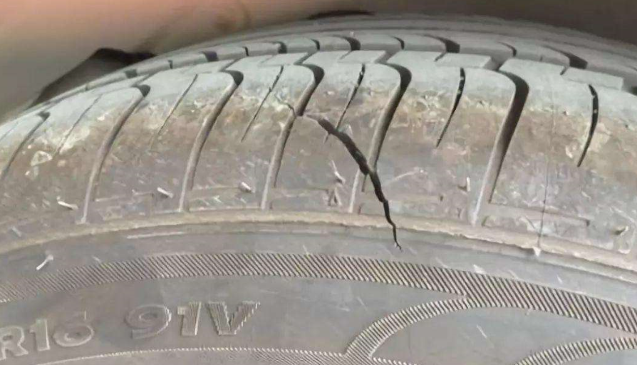 價(jià)格貴不一定合適，汽車(chē)輪胎到底應該怎么選？