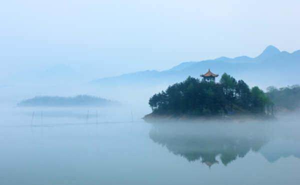 80句绝美诗词：世间最美的风景，都在古人的诗里-第3张图片-诗句网