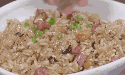 图片[11]-“炒糯米饭”的做法 生米直接炒出锅我吃了3大碗-起舞食谱网