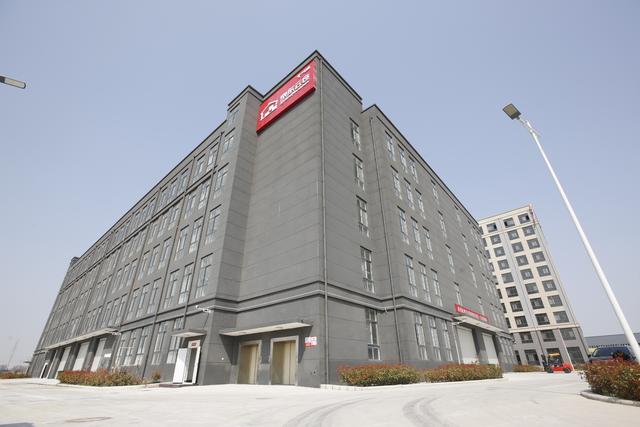 京东云仓在郑州投入使用，但物流云仓让商家又爱又恨！