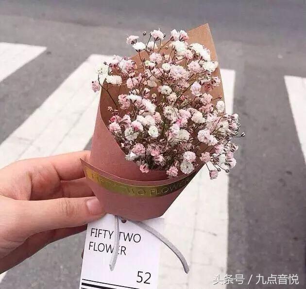 安慰心情低落的人的话 开导朋友心情的句子图片
