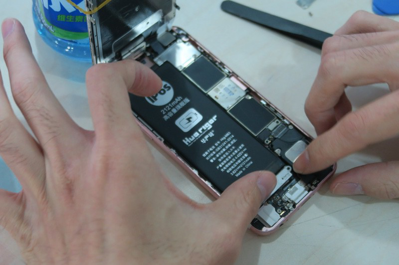 iPhone 6s 换电池经验分享