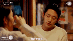 Have a meal have a feeling? The small grandma dog that popularity mixes year now " arrange a meal " ! ~