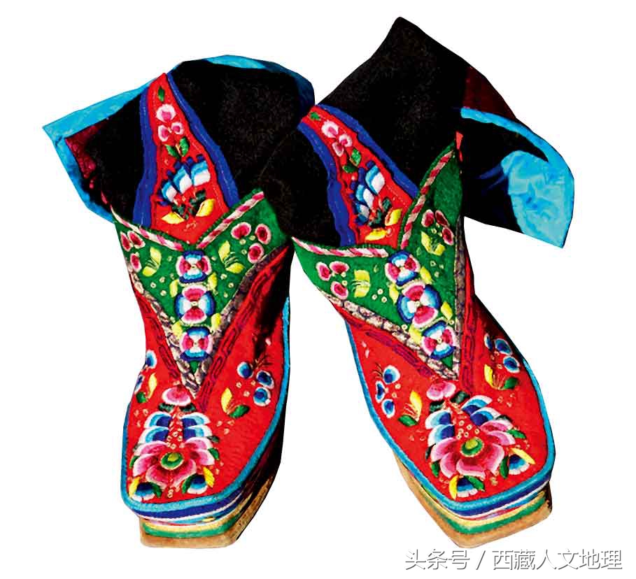 藏族人穿鞋不分左右脚？还能从鞋子判断出这个人的职业？