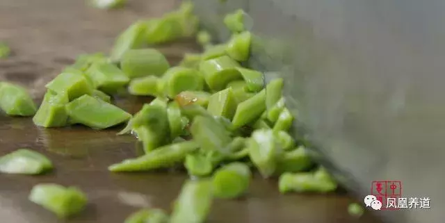 春季养生宝典!10种在家就能做的食疗菜谱 食疗养生 第27张 春季养生宝典!10种在家就能做的食疗菜谱 食疗养生 第27张